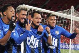 El Zulia con el hondureño Bryan Moya estará enfrentando al Colón de Santa Fe en el juego de vuelta de la Copa Sudamericana. Foto cortesía