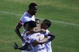 Olimpia da un golpe de autoridad tras golear 3-0 al Vida.