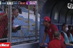 Olimpia en apuros ante Marathón: Lavallén dio instrucciones a JC Espinoza con sus asistentes en el Morazán