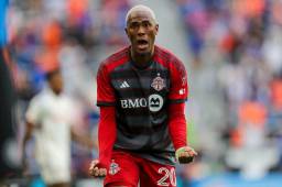 Deybi Flores se gasta tremendo gol de cabeza y así se estrena en la temporada de la MLS con el Toronto