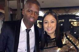 Ivania Reyes, esposa del jugador de la Selección de Honduras, Boniek García, arremetió contra Jorge Luis Pinto por no meter a su esposo. Foto cortesía