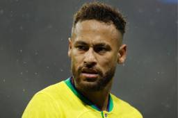 En un video publicado el jueves en TikTok, el futbolista sonrió e hizo la mímica de una canción que pedía a la gente votar por el presidente brasileño.