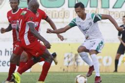 El juego entre tocoeños y porteños se realiza en el estadio Francisco Martínez Durón de Tocoa, Colón.