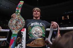 Canelo Álvarez tendrá en mayo en Las Vegas su primera pelea del 2024.