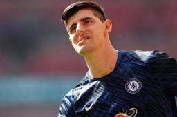 Courtois sigue sin aparecer en el entrenamiento del Chelsea y presiona para que lo dejen salir.