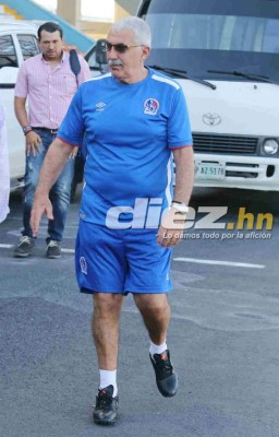 ¡Risas, charlas y abrazos! Así fue el primer entreno de Manuel Keosseián con Olimpia