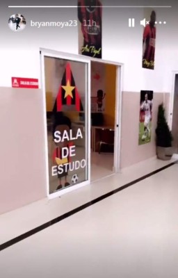 ¡Hasta la hace de modelo! Así es la nueva vida del volante hondureño Bryan Moya en Angola