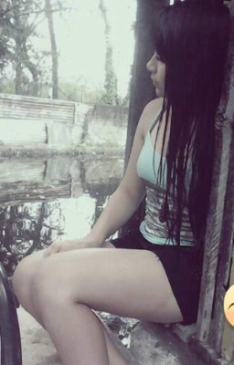 La guapísima Karen Romero, fanática de Sergio Ramos y Real Madrid