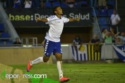 'Choco' Lozano celebrando su primera anotación. Foto cortesía Deporpress.com