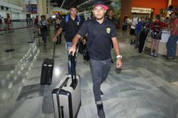 El volante Mario Martínez declaró que enfrentarán con responsabilidad el amistoso ante Olimpia en Estados Unidos.