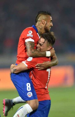 Imágenes del partidazo entre Chile-México