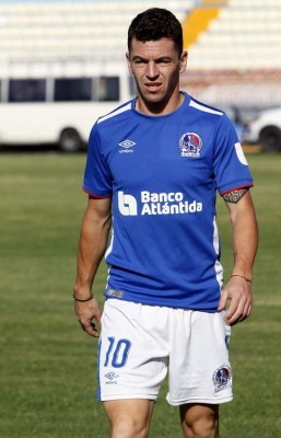 ¡Sin contrato! Los futbolistas de Olimpia y Motagua que quedan libres este Clausura