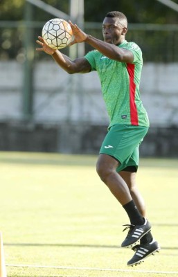 MERCADO: Cruz Azul preguntó por hondureño y Platense se rearma