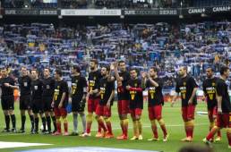 Los jugadores del Barcelona mostraron su apoyo a Víctor Valdés. (Foto: EFE)