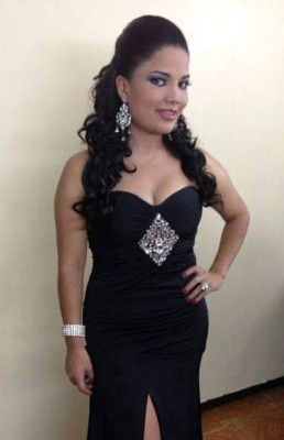 Las 15 fotos de Ariela Cáceres que tal vez no habías visto