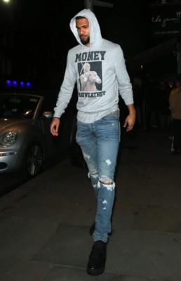 La polémica fiesta de los jugadores del Chelsea con dos mujeres misteriosas