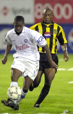 Solo tres siguen activos: El último 11 de Olimpia que puso de rodillas a Saprissa en Costa Rica