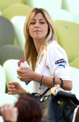 Las bellas y explosivas novias y esposas de los cracks de la Juventus y Barcelona