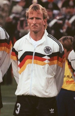 LAMENTABLE: Los futbolistas que quedaron en la quiebra tras el retiro