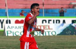 Palma en uno de sus encuentros con el Vida.