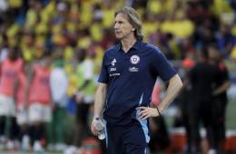 Ricardo Gareca lo confirma: La decisión que tomará con Chile tras ser goleado por Colombia: “No estoy en condiciones...”
