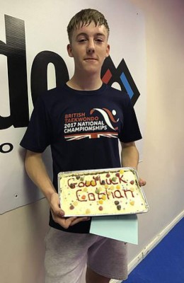 Cara desfigurada y huesos rotos: La paliza que le dieron a un soldado tras ser secuestrado en una cita de Tinder