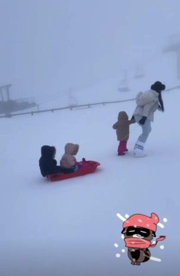 Georgina Rodríguez disfrutaba de la nieve mientras Cristiano Ronaldo marcaba un golazo