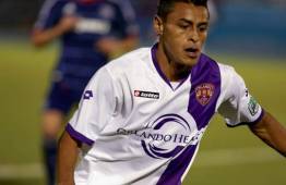 Darwin Cerén deberá pasar un tiempo en recuperación por la fractura de un hueso de su rostro sufrida en la Copa Centroamericana con la selección salvadoreña.