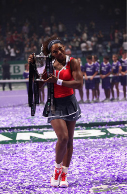 Serena Williams venció a Sharapova y consigue el tercer Másters de su carrera