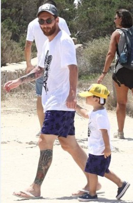 Fotos: Así disfrutan sus vacaciones Messi y Antonella Rocuzzo en Ibiza
