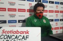 Héctor Vargas confirmó la baja por coronavirus de Denovan Torres.