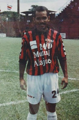 ¡Alex López engrosa la lista! Los hondureños que se han coronado campeones en Centroamérica