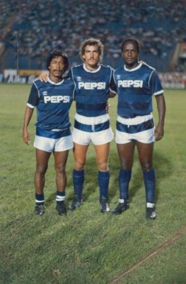 La vida y carrera de Gilberto Yearwood en imágenes