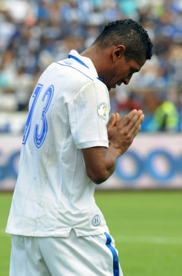 Honduras clasifica a la hexagonal al golear a Canadá