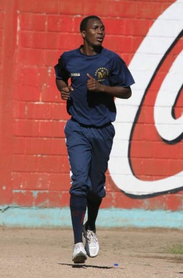 Silencioso adiós: Futbolistas de Honduras que se retiraron en el anonimato