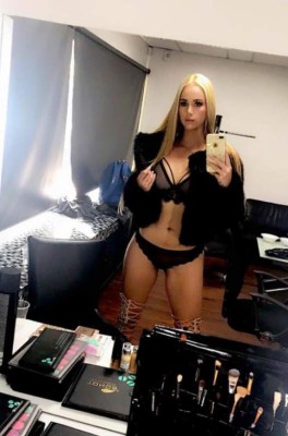 MUÑECA: Así es Daniela Rendón, la espectacular rubia y esposa de reconocido arquero