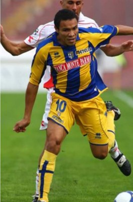 Alberth Elis, el cuarto traspaso más caro de un jugador hondureño en la historia