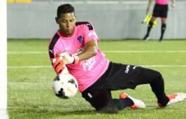 Miguel Lloyd de 34 años pasó también por el fútbol argentino.