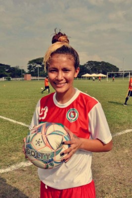 Bárbara Murillo, la legionaria que quiere brillar en el fútbol colombiano