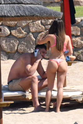 Picantes vacaciones: Alessia Elefante deslumbra junto a Gigio Donnarumma en Cerdeña tras ganar la Eurocopa