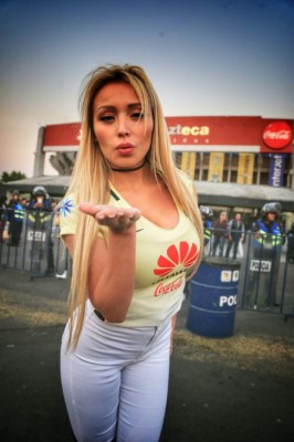 Daniella Chávez: La sexy conductora chilena apasionada del América