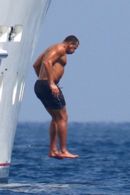 Jennifer López luce su explosivo cuerpazo en sus vacaciones con Alex Rodríguez