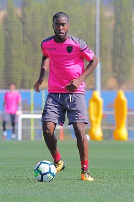 RUMORES/FICHAJES: Real Madrid busca jugador del City, Bacelona y Chelsea se pelean a dos