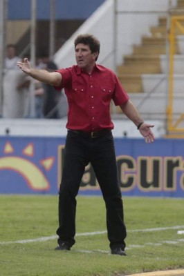 Tridente que asusta: El último Olimpia que se coronó campeón en el Torneo Clausura 2016