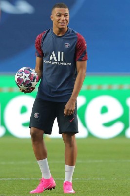 El 11 del PSG para destrozar al Bayern Múnich y levantar su primer título de Champions League