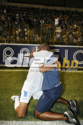 Imágenes de la celebración a Sudáfrica en El Salvador.