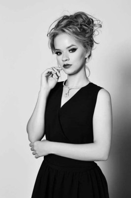 Así es Kristel Salcedo la sexi seguidora del Olimpia de Honduras