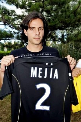 No están retirados: Reconocidos jugadores naufragando en ligas de bajo nivel