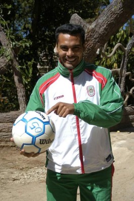Jugadores que han llegado a Honduras con porte de figuras
