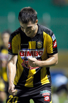 Real España ganó de forma agónica al Victoria